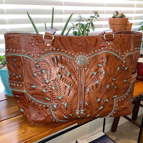 📍SOLD American West “Lady Lace” Tooled Leather Tote - Picture 1 of 16